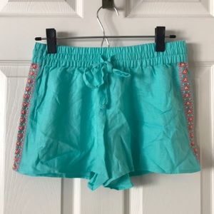 Vineyard Vines shorts